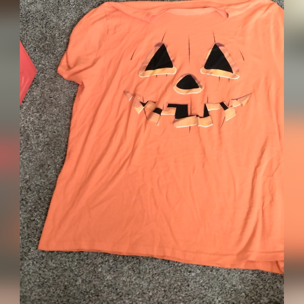 Pumpkin face shirt